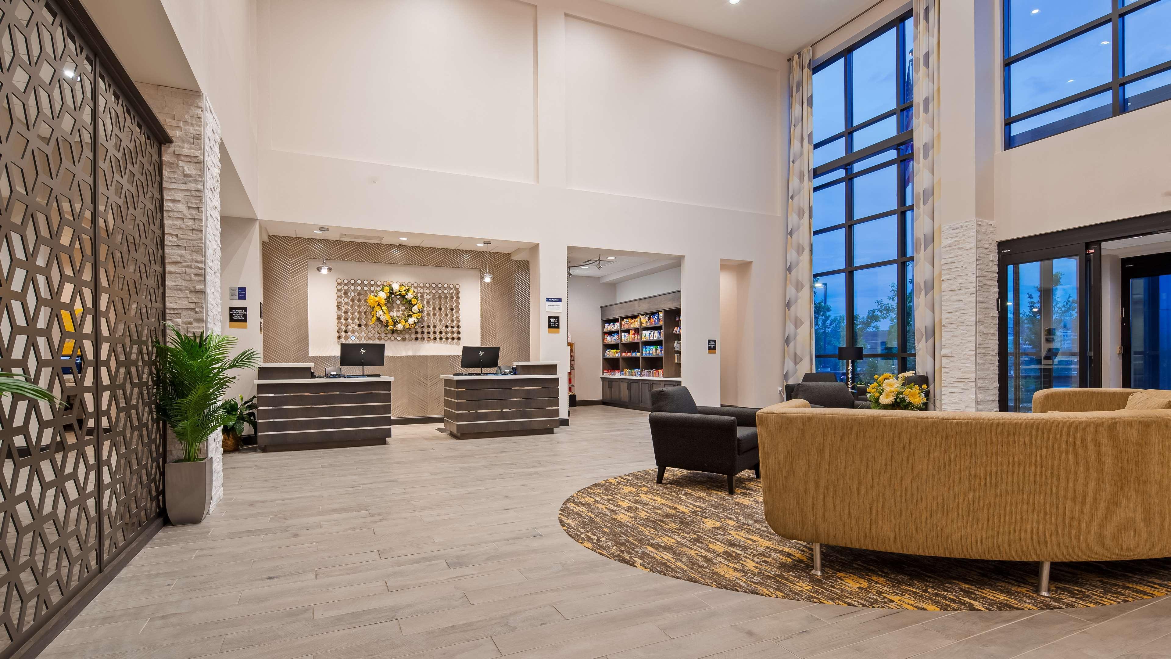 Best Western Plus Gallup Inn & Suites Exterior foto